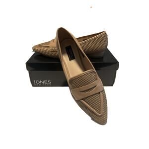 NIB JONES NEW YORK Qenall Pointy Toe Natural Raffia Pebble Loafers Size 8M